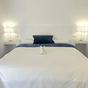 https://starbal-love-suites.balearic-islands.net